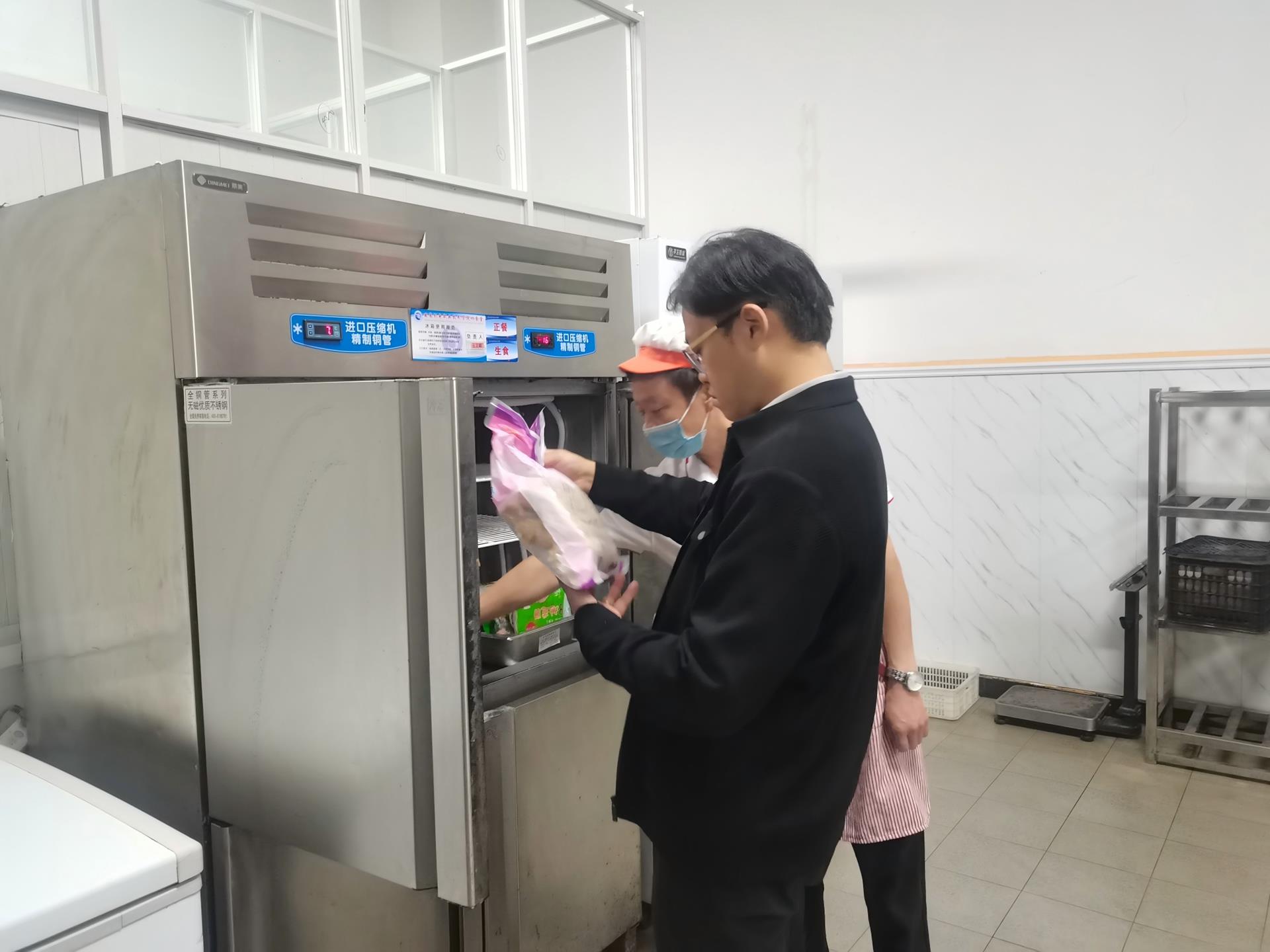 d9ff7f9c57ee4b9b84796a4b602ddab9.jpg d9ff7f9c57ee4b9b84796a4b602ddab9.jpg