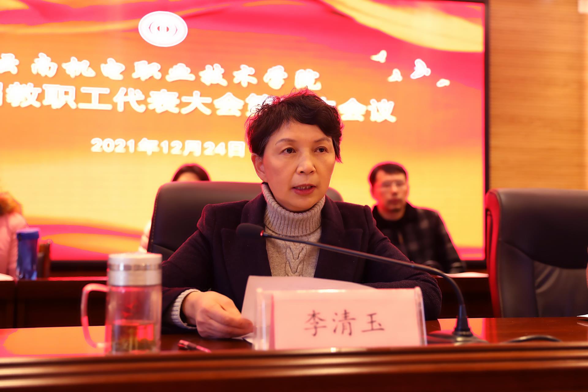 41f004ea30b546629ccbc8a42783744c.jpg 41f004ea30b546629ccbc8a42783744c.jpg