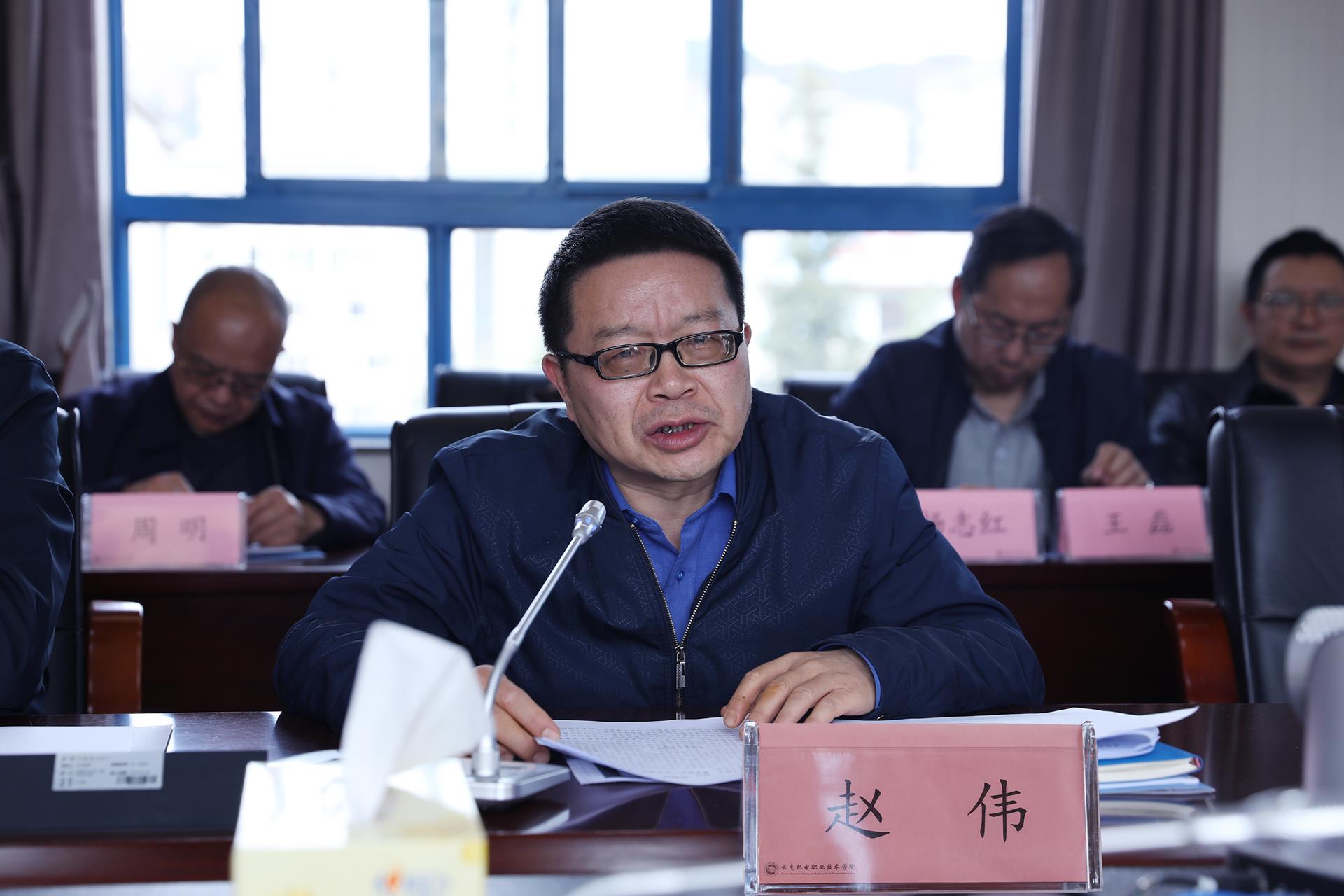 ac5c7f6add55448bbf91f668afdffa7e.jpg ac5c7f6add55448bbf91f668afdffa7e.jpg