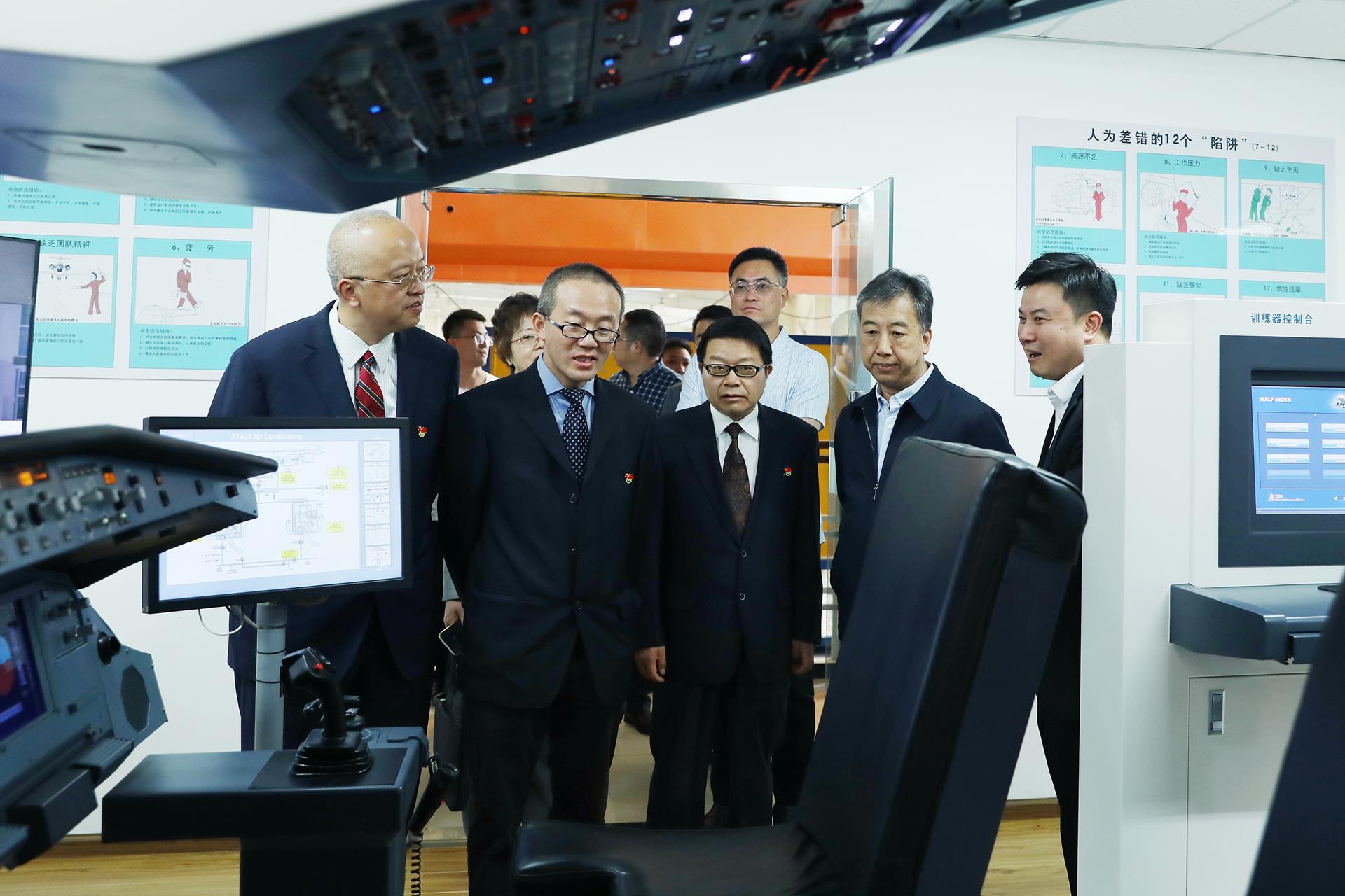 092b50fecab14c17bc48a1918778288b.jpg 092b50fecab14c17bc48a1918778288b.jpg