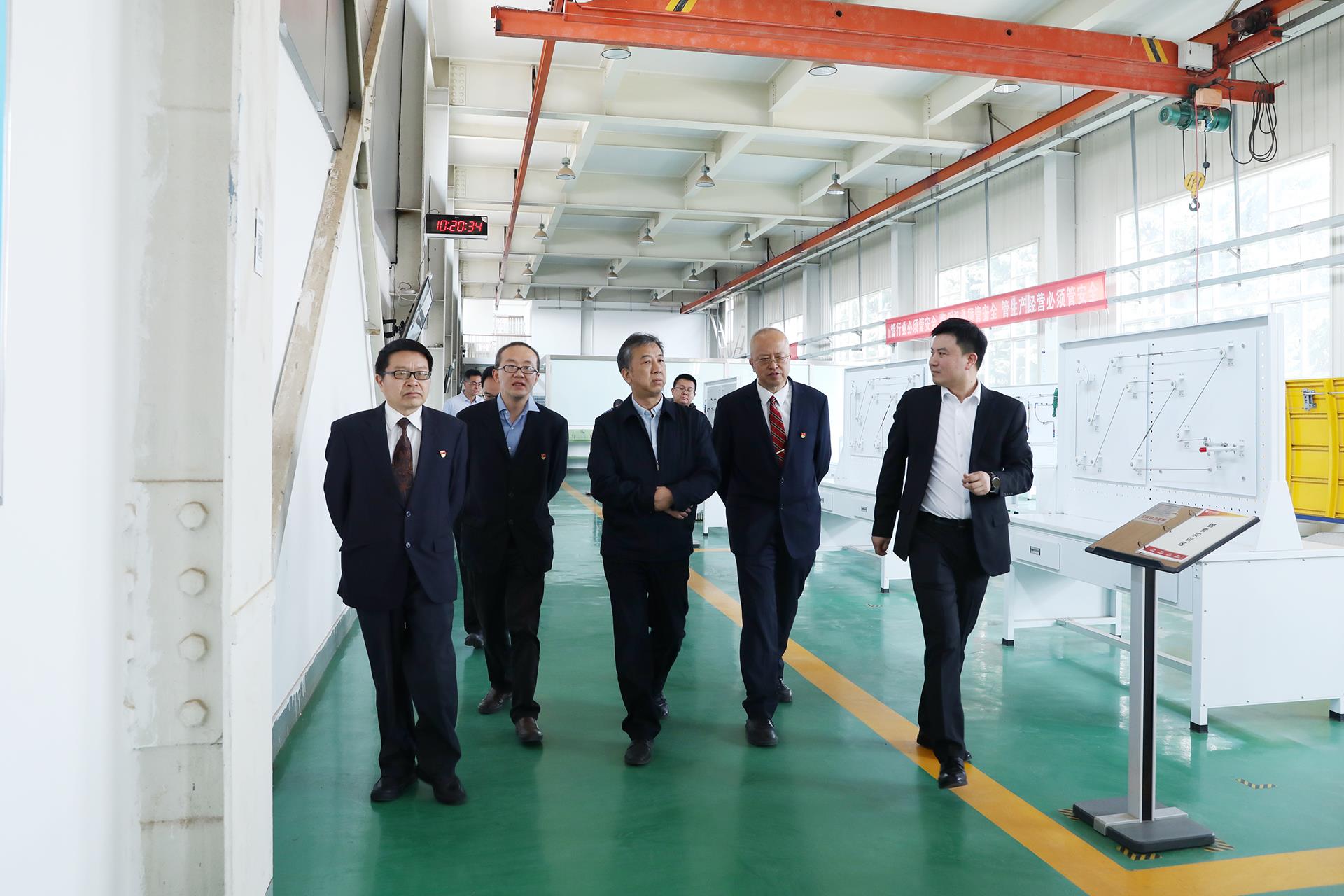 14db1c48374e4152aec6139fd4f531ab.jpg 14db1c48374e4152aec6139fd4f531ab.jpg