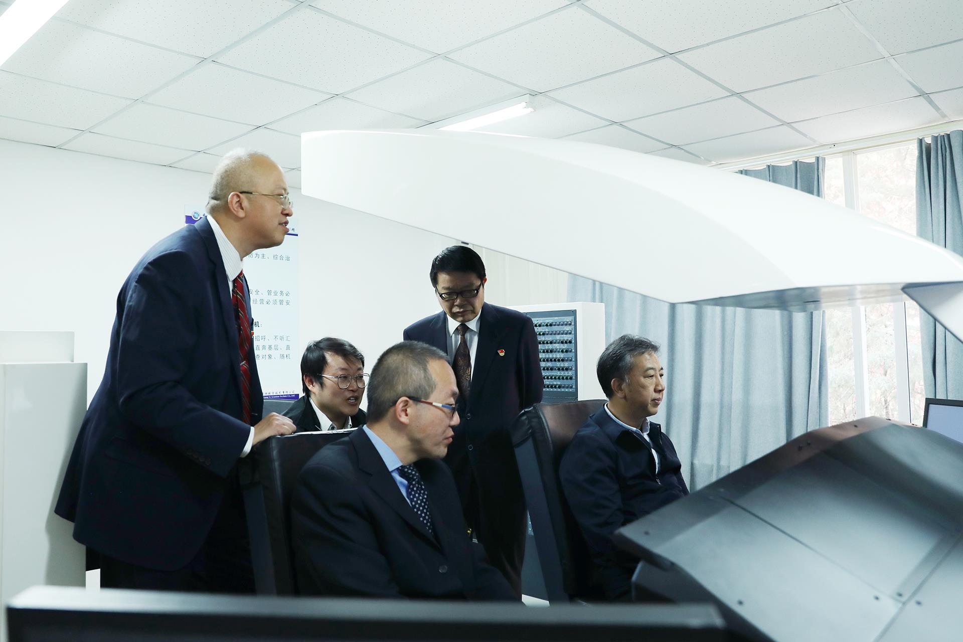 ac8d9901b0be4ed4a462d86e2800637c.jpg ac8d9901b0be4ed4a462d86e2800637c.jpg