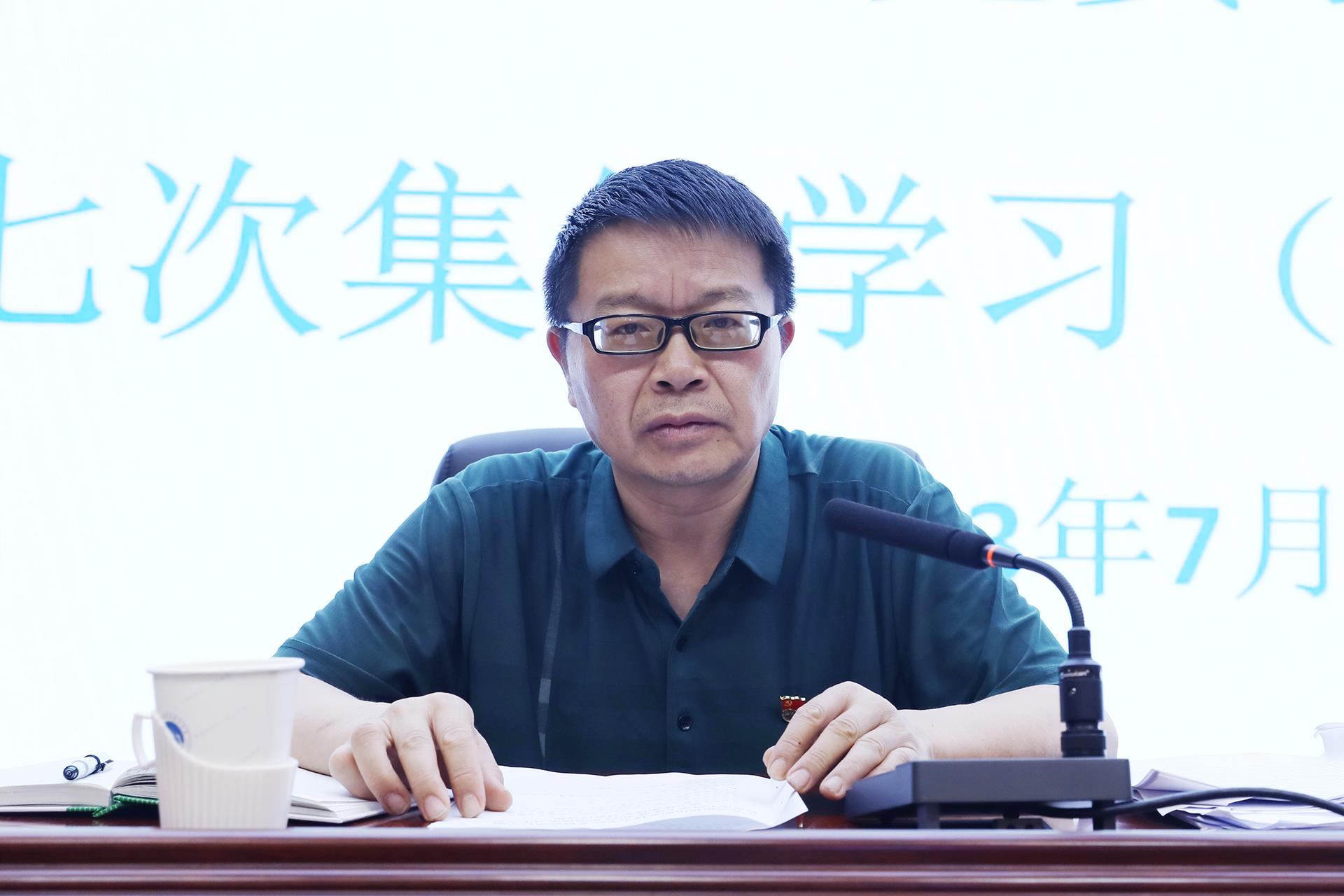 001e6ee67d4c47d8877d814c12f3c363.jpg 001e6ee67d4c47d8877d814c12f3c363.jpg